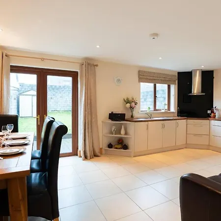 Steps From Main Street - Дом отдыха