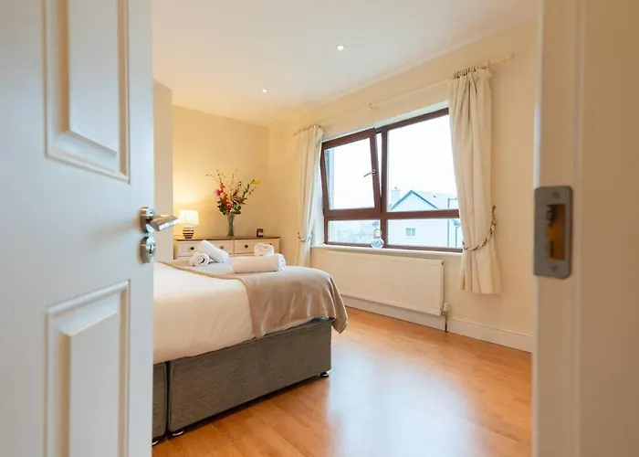 Tatil Evi Steps From Main Street - *